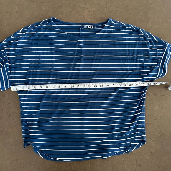 Navy and White Striped Blouse size Medium - Picture 4 of 7